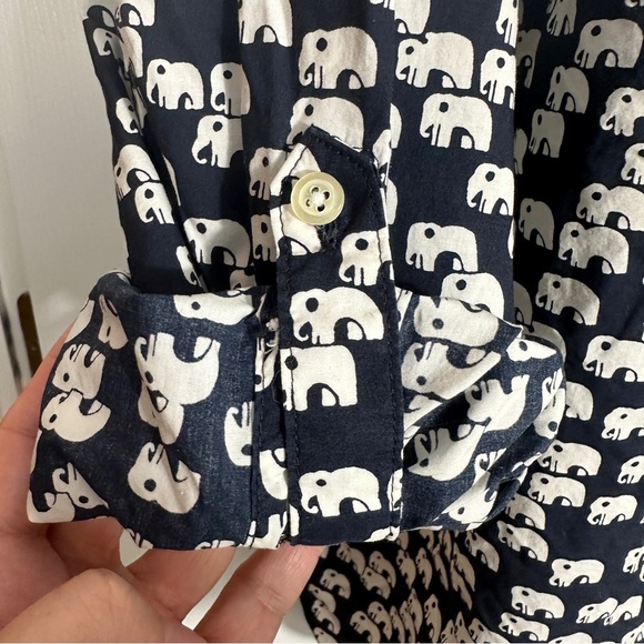 Talbots XL Navy and White Elephant Print Blouse, cotton, roll sleeves w/tab - Picture 7 of 9